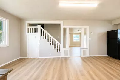 245 3rd Avenue SE, Wells, MN 56097 - Photo 5