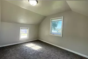 245 3rd Ave SE, Wells, MN 56097 - Photo 13