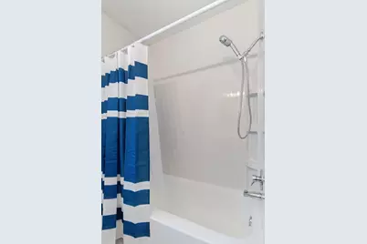 3418 Xenia Avenue N, Crystal, MN 55422 - Photo 25