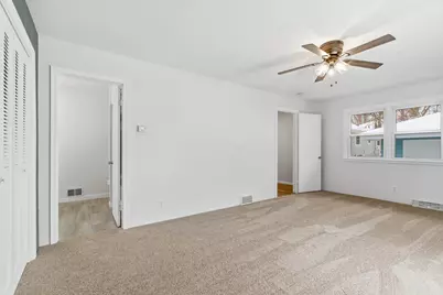 3418 Xenia Avenue N, Crystal, MN 55422 - Photo 35