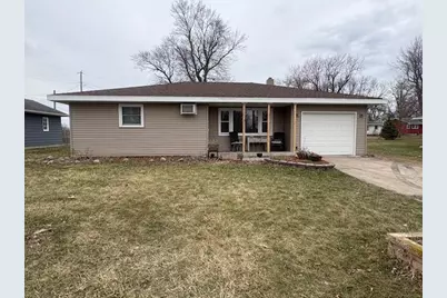300 6th Street W, Hector, MN 55342 - Photo 1