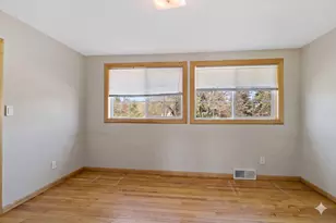 2705 E Minnehaha Pkwy, Minneapolis, MN 55417 - Photo 15
