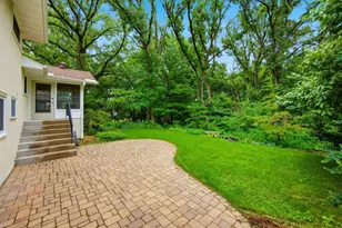 3121 W 84th St, Bloomington, MN 55431 - Photo 23
