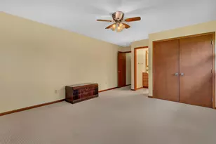 311 E Oak Ave, Olivia, MN 56277 - Photo 15