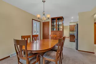 311 E Oak Ave, Olivia, MN 56277 - Photo 7