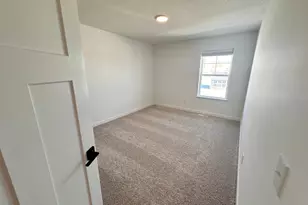 5279 Long Pointe Pass, Woodbury, MN 55129 - Photo 11