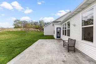 4711 Schilling Ct, Woodbury, MN 55129 - Photo 17
