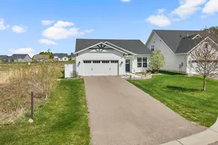 4711 Schilling Ct, Woodbury, MN 55129 - Photo 5