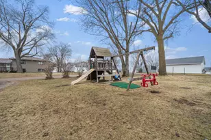 527 4th St N, Sauk Centre Township, MN 56378 - Photo 31