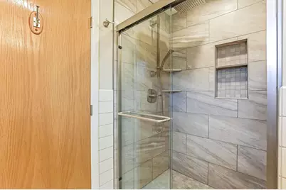 501 Drillane Road, Hopkins, MN 55305 - Photo 15