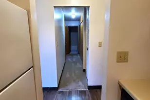 122 Spring St, River Falls, WI 54022 - Photo 7