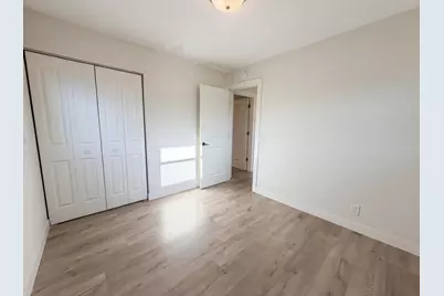 5918 Zenith Avenue N, Brooklyn Center, MN 55429 - Photo 13