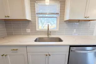 5918 Zenith Ave N, Brooklyn Center, MN 55429 - Photo 17