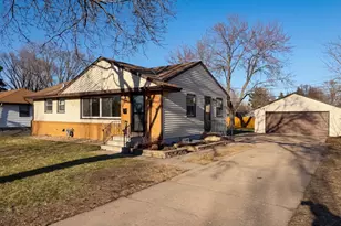 5918 Zenith Ave N, Brooklyn Center, MN 55429 - Photo 7