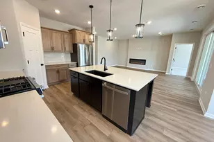 8195 Haywood Dr, Lino Lakes, MN 55014 - Photo 13