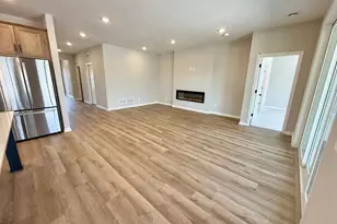 8195 Haywood Dr, Lino Lakes, MN 55014 - Photo 11