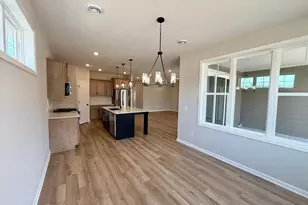 8195 Haywood Dr, Lino Lakes, MN 55014 - Photo 15