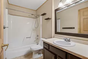 639 Barbara Ln, Lino Lakes, MN 55014 - Photo 23