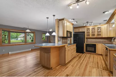639 Barbara Lane, Lino Lakes, MN 55014 - Photo 3