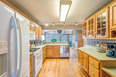 645 W 3rd Street, Rush City, MN 55069 - Photo 7