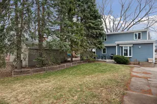 654 8th Ave NW, New Brighton, MN 55112 - Photo 3