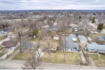 413 E St. Charles Avenue, Fergus Falls, MN 56537 - Photo 35