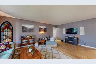 1508 16 1/2 Avenue NW, Rochester, MN 55901 - Photo 3