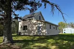 726 E 2nd St, Pillager, MN 56473 - Photo 15