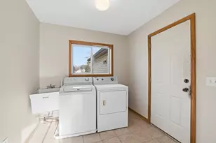 9234 Flanders St NE, Blaine, MN 55449 - Photo 15