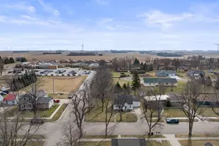 301 S Oak St, Hendricks, MN 56136 - Photo 43