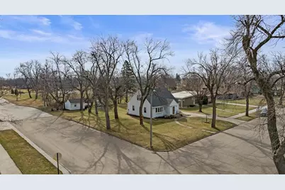 301 S Oak Street, Hendricks, MN 56136 - Photo 41