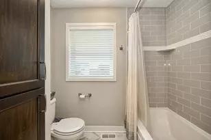 429 Mario Dr, Vadnais Heights, MN 55127 - Photo 17