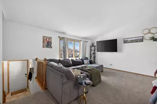 2807 25th St NW, Rochester, MN 55901 - Photo 9