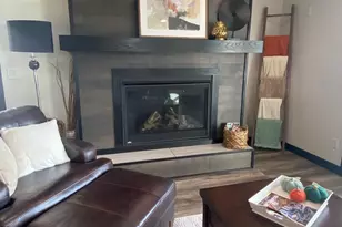 1084 W Lake Dr, Detroit Lakes, MN 56501 - Photo 11