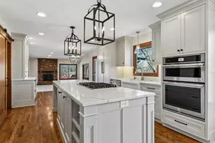 151 Choctaw Cir, Chanhassen, MN 55317 - Photo 11