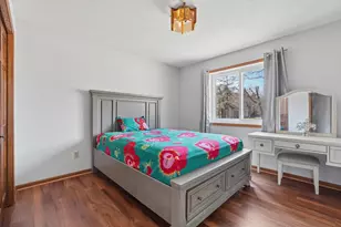 2242 Jennifer Ln, North Saint Paul, MN 55109 - Photo 11