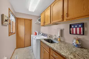 5230 Nicklaus Dr NW, Rochester, MN 55901 - Photo 17