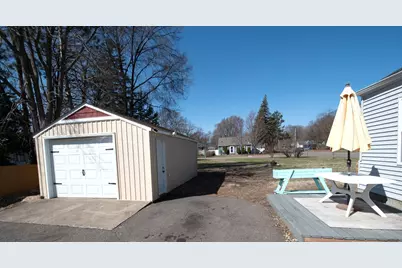 4370 Adair Avenue N, Crystal, MN 55422 - Photo 21