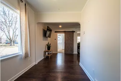 4370 Adair Avenue N, Crystal, MN 55422 - Photo 3