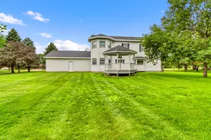 604 Pine Needle Dr, Perham, MN 56573 - Photo 5