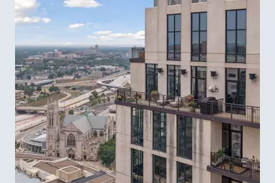 201 S 11th Street #1740, Minneapolis, MN 55403 - Photo 39