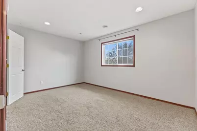 5038 Yuma Lane N, Plymouth, MN 55446 - Photo 5