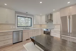 71 Otis Ln, Saint Paul, MN 55104 - Photo 13