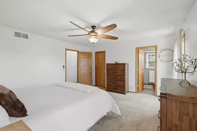 20933 Jamestown Avenue, Lakeville, MN 55044 - Photo 23
