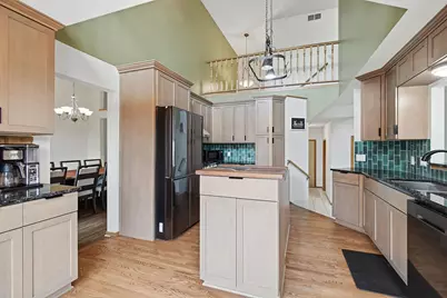20933 Jamestown Avenue, Lakeville, MN 55044 - Photo 11