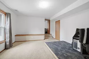 20933 Jamestown Ave, Lakeville, MN 55044 - Photo 39