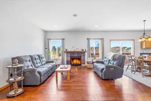 23560 London St NE, Bethel, MN 55005 - Photo 5