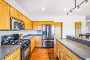 23560 London St NE, Bethel, MN 55005 - Photo 13