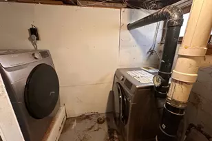 2076 Flanders Rd, North Saint Paul, MN 55109 - Photo 7