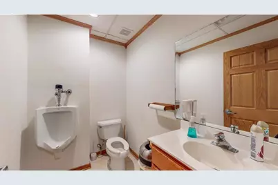 108 W Center Street, Lake City, MN 55041 - Photo 23